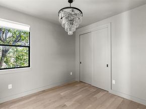 2804 E 22nd ST B, Austin TX 78722