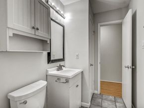 2215 Post RD 2022, Austin TX 78704