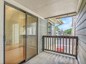 2215 Post RD 2022, Austin TX 78704