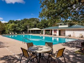 2023 Wood Glen DR, Round Rock TX 78681