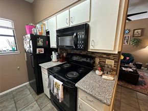106 E 30th ST 203, Austin TX 78705