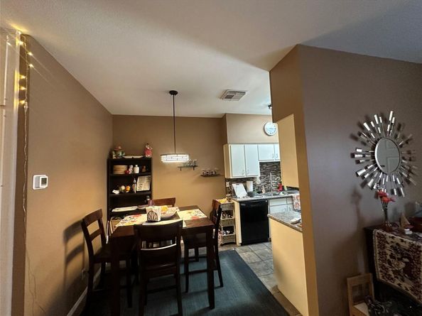 106 E 30th ST 203, Austin TX 78705