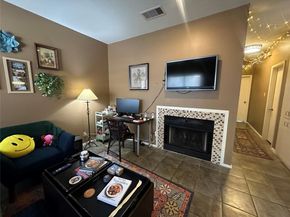106 E 30th ST 203, Austin TX 78705