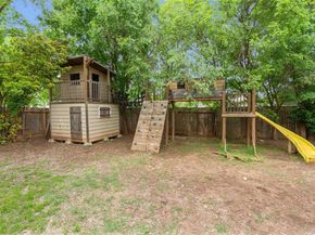 709 Sparkling Brook LN, Leander TX 78641