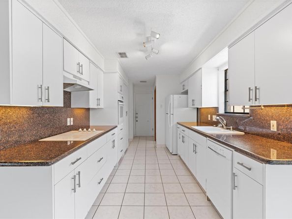 1813 Cedar Ridge DR, Austin TX 78741