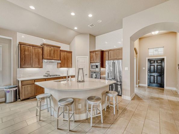 3317 Nighthawk Dive LN, Pflugerville TX 78660