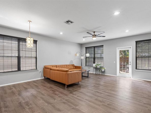 9132 Ipswich Bay DR, Austin TX 78747