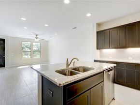 13800 Lyndhurst ST 304, Austin TX 78717