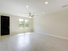 13800 Lyndhurst ST 304, Austin TX 78717