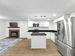2401 Leon ST 306, Austin TX 78705