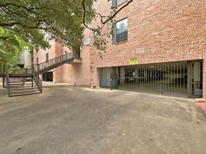 2401 Leon ST 306, Austin TX 78705