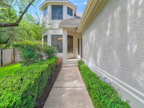 41 Muirfield Greens LN, Lakeway TX 78738