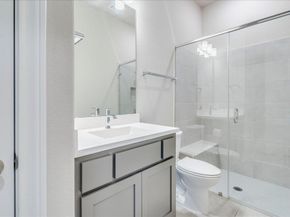 1533 Jay Wolf DR, Georgetown TX 78628