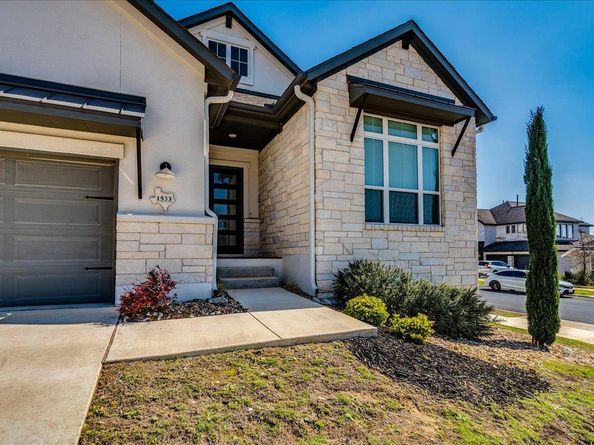 1533 Jay Wolf DR, Georgetown TX 78628