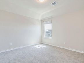 1533 Jay Wolf DR, Georgetown TX 78628