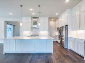 1533 Jay Wolf DR, Georgetown TX 78628