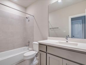 1533 Jay Wolf DR, Georgetown TX 78628