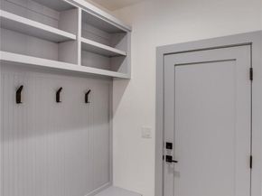 21907 Shotts DR, Spicewood TX 78669