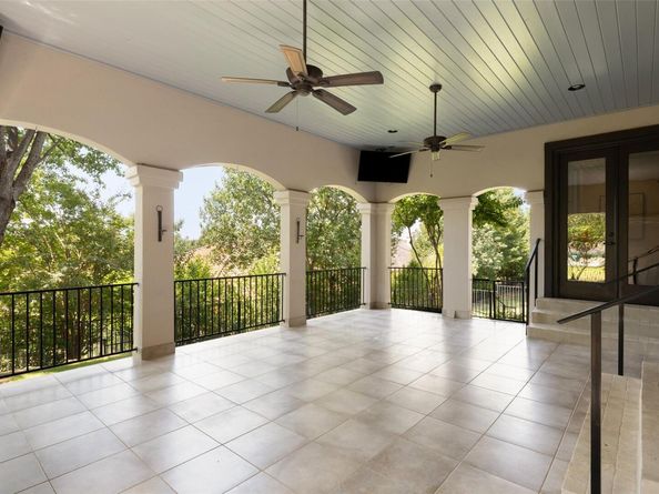 110 Golden Bear DR, Austin TX 78738