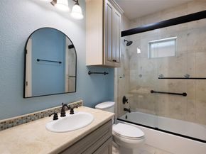 110 Golden Bear DR, Austin TX 78738