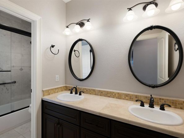 110 Golden Bear DR, Austin TX 78738