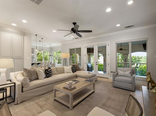 110 Golden Bear DR, Austin TX 78738