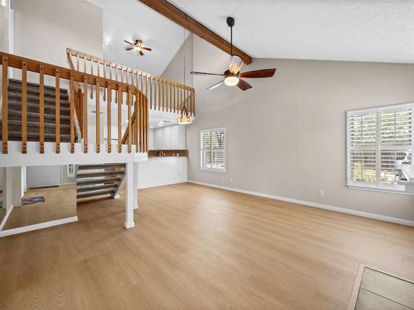 1748 Ohlen RD 68, Austin TX 78757