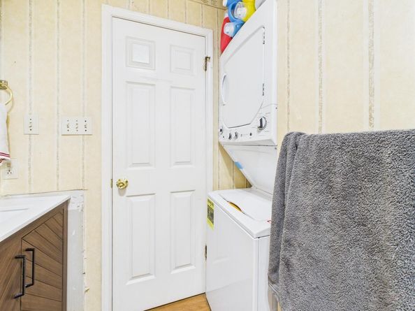 3111 Tom Green ST 208, Austin TX 78705