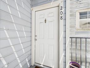 3111 Tom Green ST 208, Austin TX 78705