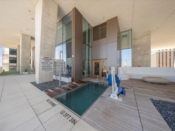 313 W 17th ST 2403, Austin TX 78701