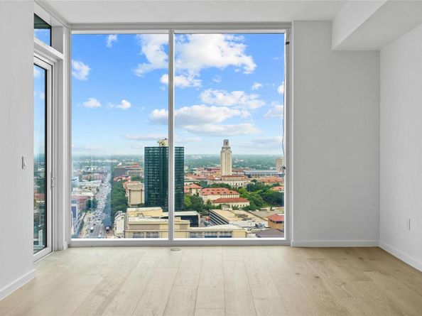 313 W 17th ST 2403, Austin TX 78701