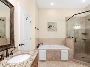 2601 N Quinlan Park RD 401, Austin TX 78732