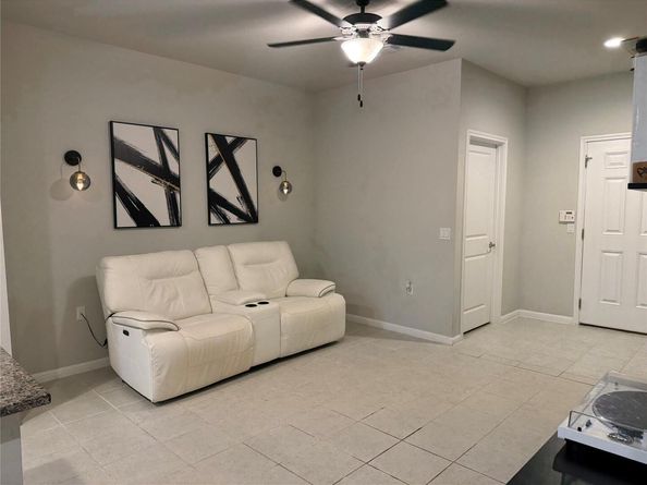 16711 Radiant DR, Manor TX 78653
