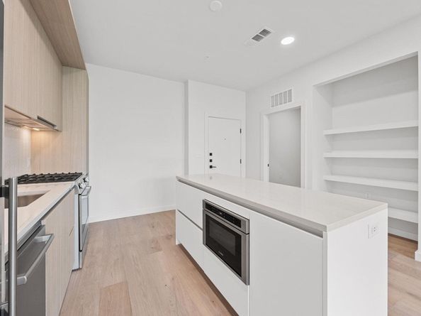 2209 S 1st ST 225, Austin TX 78704