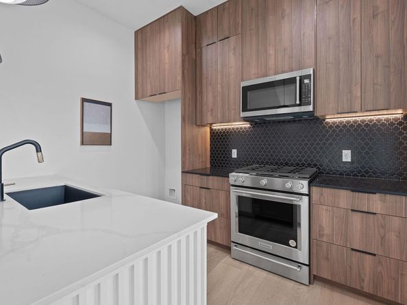 54 Robert T Martinez Jr ST, Austin TX 78702