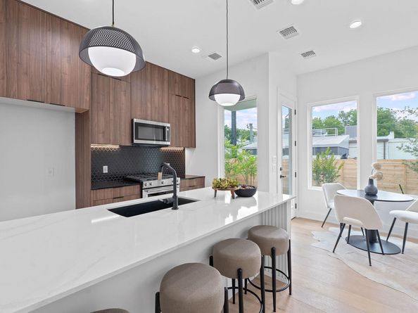 54 Robert T Martinez Jr ST, Austin TX 78702