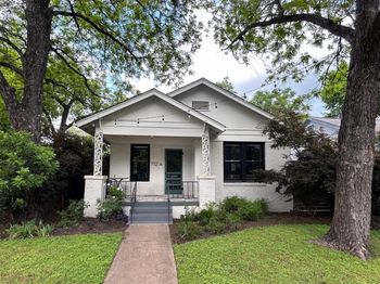 712 Harris Ave