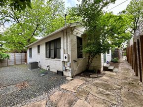 712 Harris Ave 1, Austin TX 78705