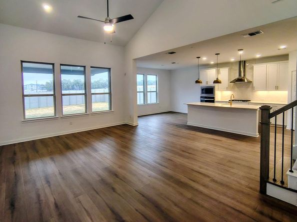 1824 Spring Mountain CV, Georgetown TX 78628