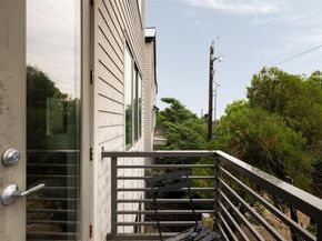 3100 Menchaca RD 10, Austin TX 78704