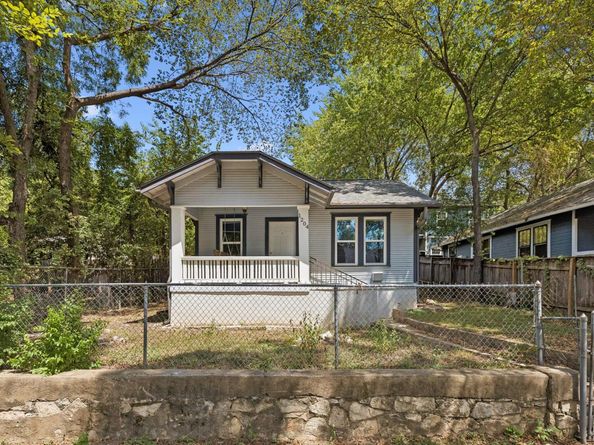1204 Taylor ST, Austin TX 78702