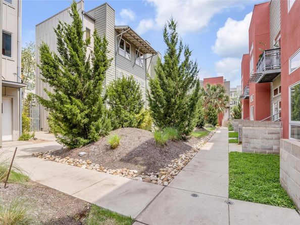 1601 E 5th ST 113, Austin TX 78702