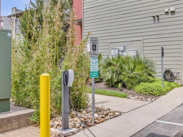 1601 E 5th ST 113, Austin TX 78702