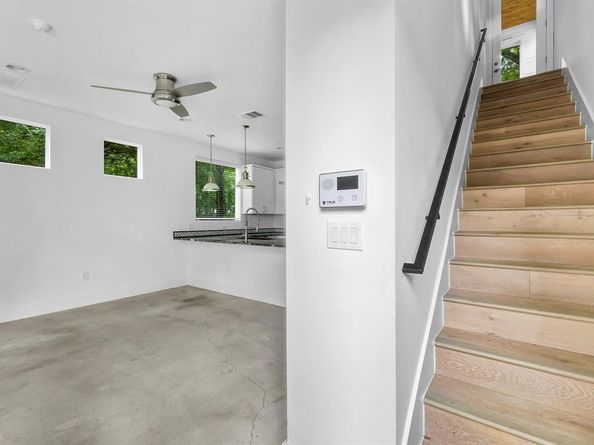 1314 E Delano ST, Austin TX 78721