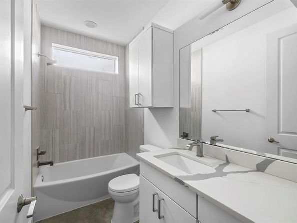 1314 E Delano ST, Austin TX 78721