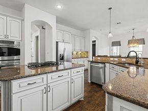 121 Burgess LN, Austin TX 78738