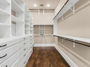 121 Burgess LN, Austin TX 78738