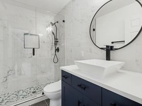 121 Burgess LN, Austin TX 78738