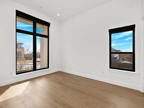 5900 Moondust LN, Austin TX 78730