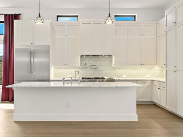 5900 Moondust LN, Austin TX 78730